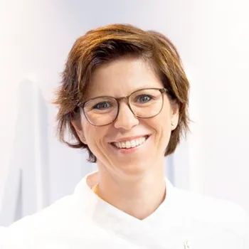 Eva-Maria Moll